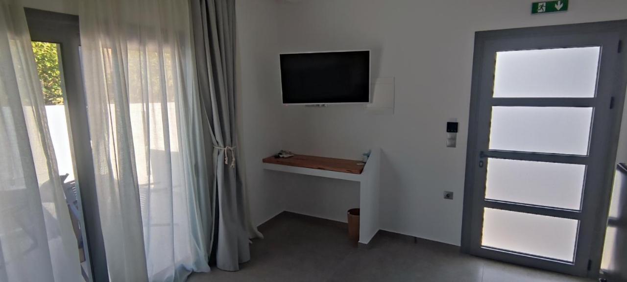 Skyros Blue Suites Dış mekan fotoğraf