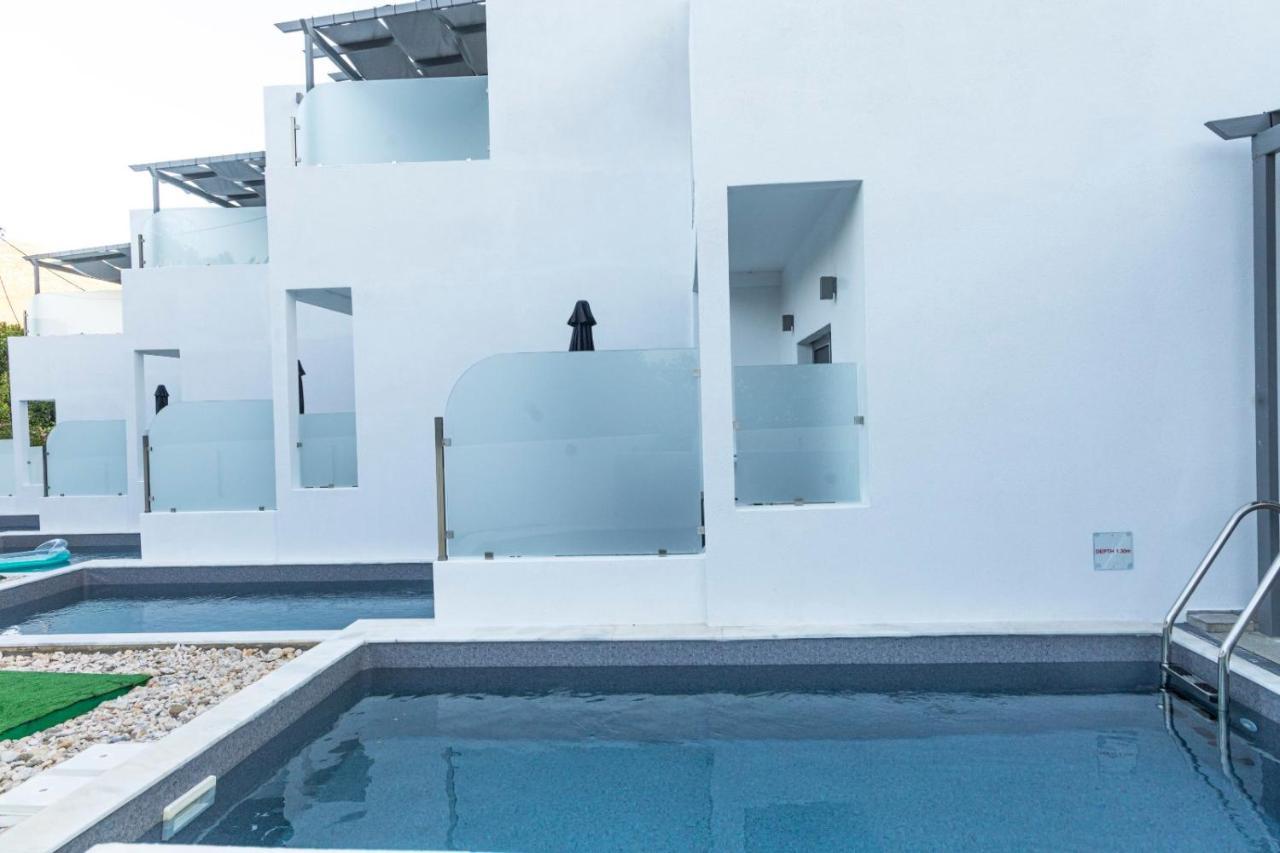 Skyros Blue Suites Dış mekan fotoğraf